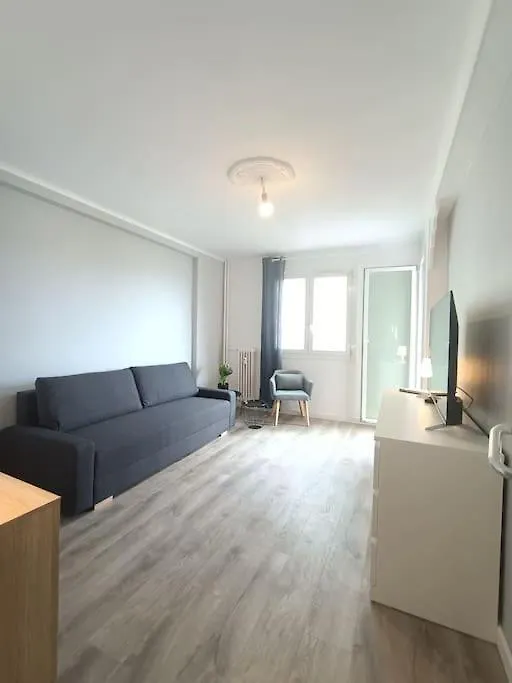 アパート F4 Avec Vue Mer / Flat With Sea View 3 Bedrooms ニース