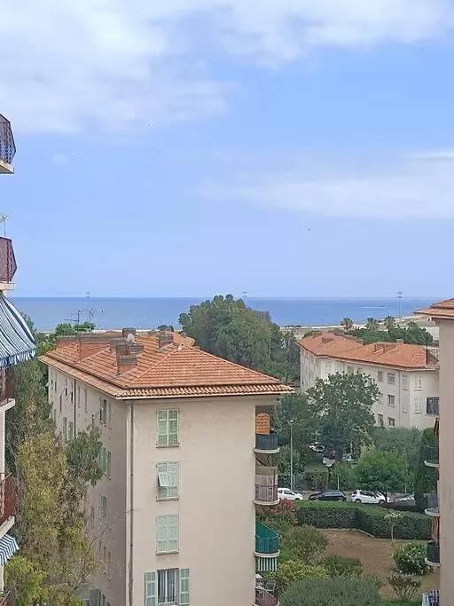 Contactos de F4 Avec Vue Mer / Flat With Sea View 3 Bedrooms
